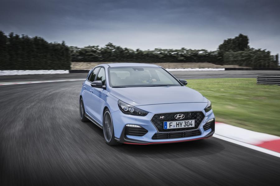  Hyundai i30 N 2017 года  (WW) (фото 22 из 47)